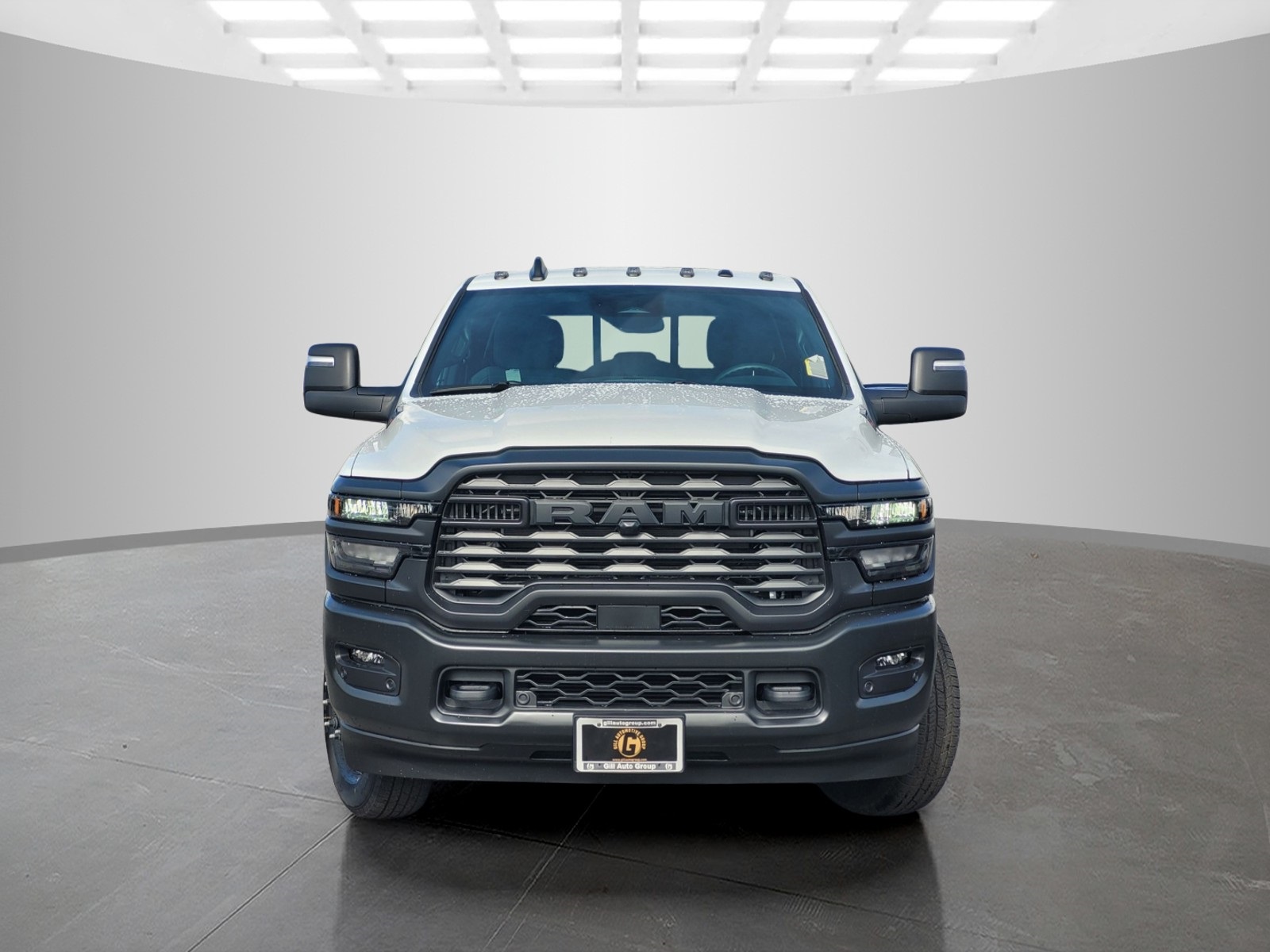 2026 Ram 3500 Tradesman photo 2