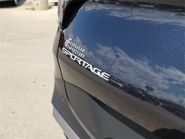 2026 Kia Sportage EX photo 4