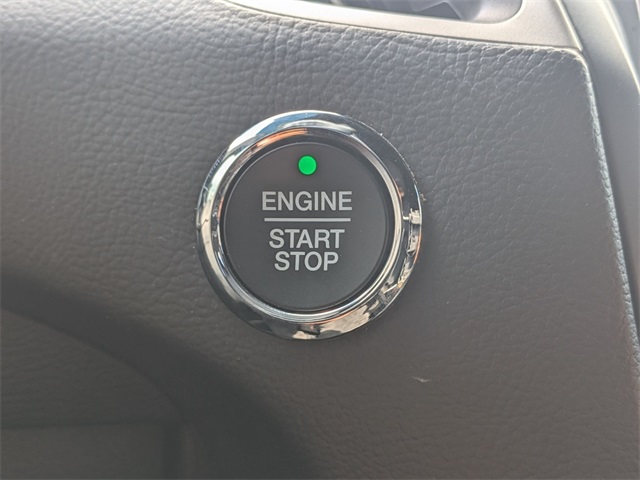 2021 Ford Edge ST photo 17