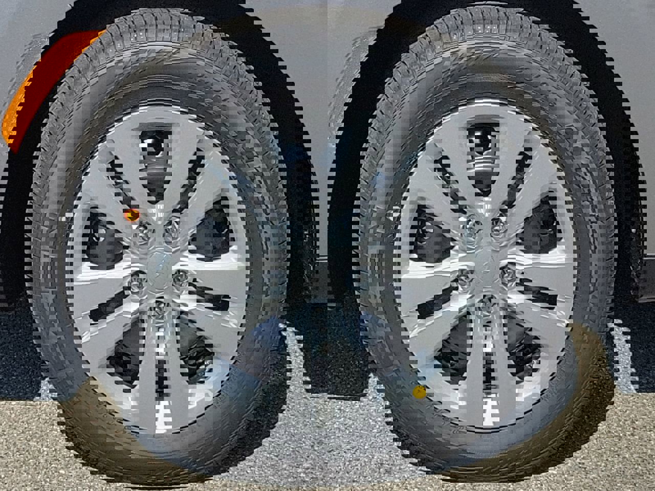2025 Kia Soul LX photo 9