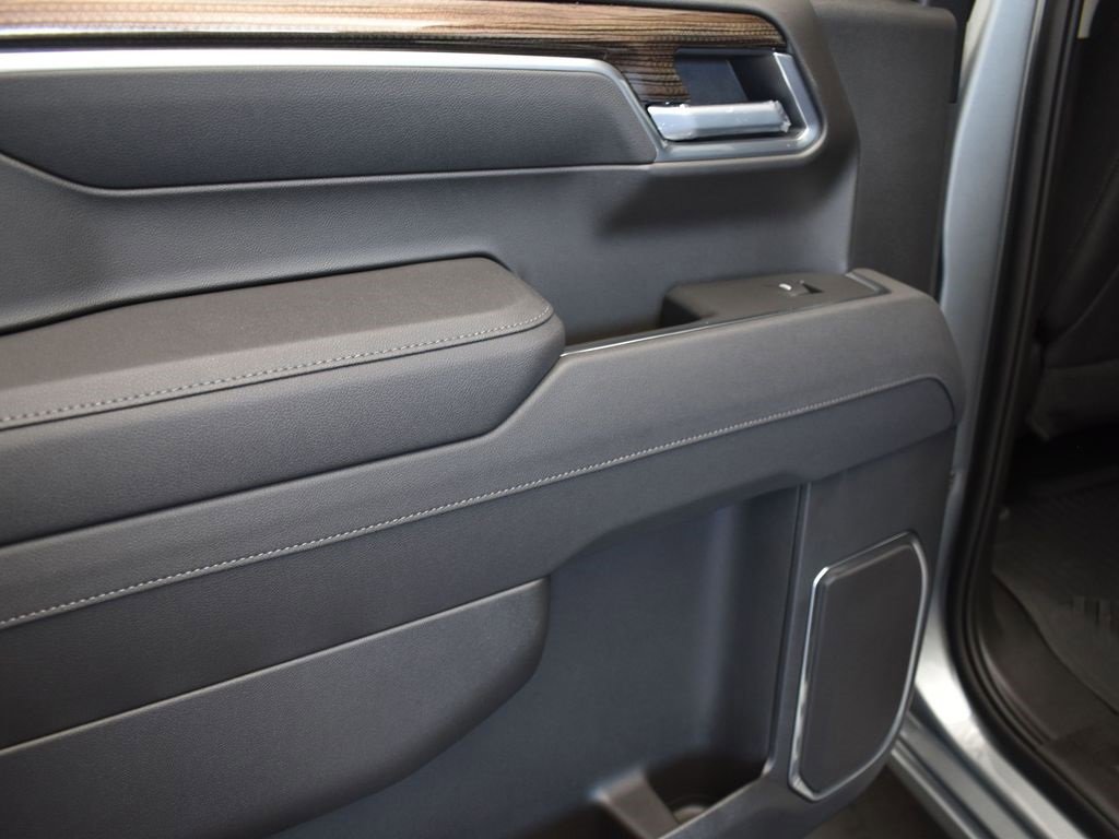 2026 Chevrolet Silverado 1500 RST photo 15