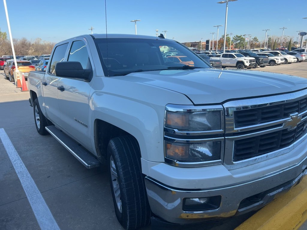 2014 Chevrolet Silverado 1500 LT photo 4