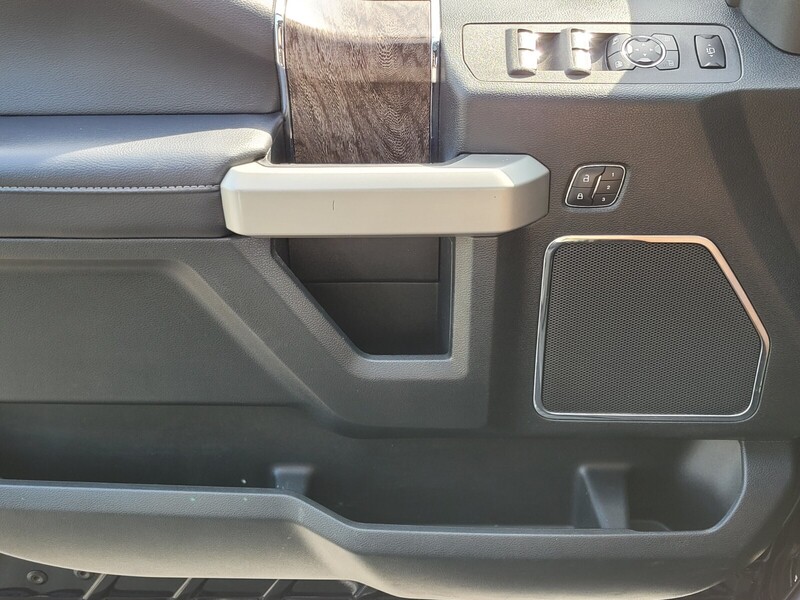 2019 Ford F-250 Lariat photo 27