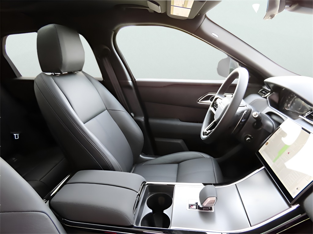 2025 Land Rover Range Rover Velar SE photo 9