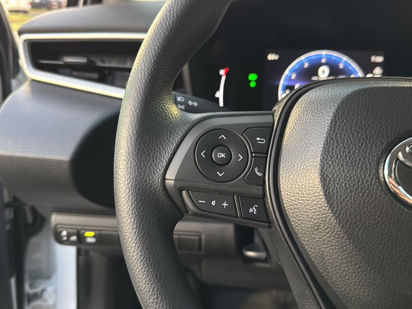2026 Toyota Corolla LE photo 16