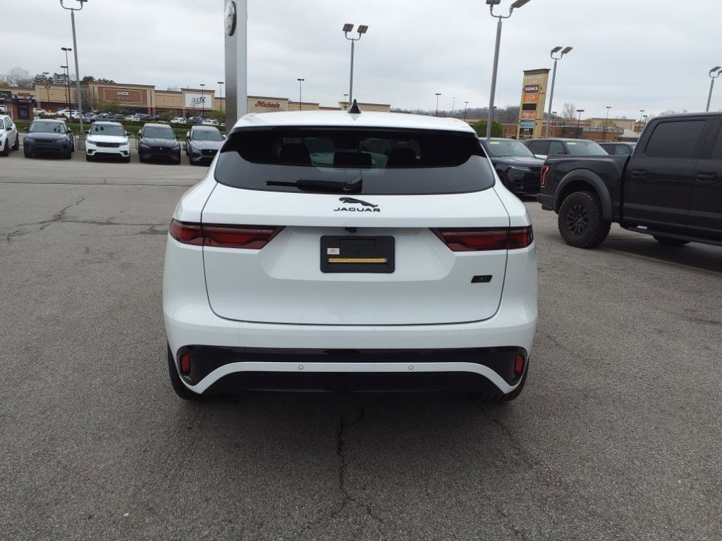 2026 Jaguar F-PACE P250 R-Dynamic S photo 4