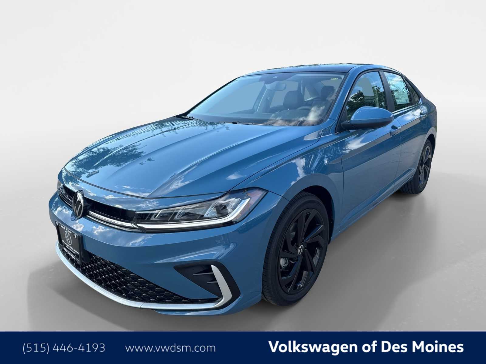 2025 Volkswagen Jetta SE's photo