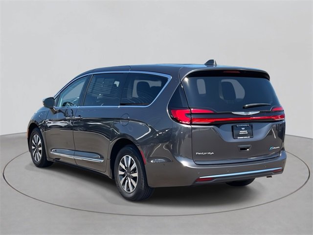 2022 Chrysler Pacifica Hybrid Limited photo 4
