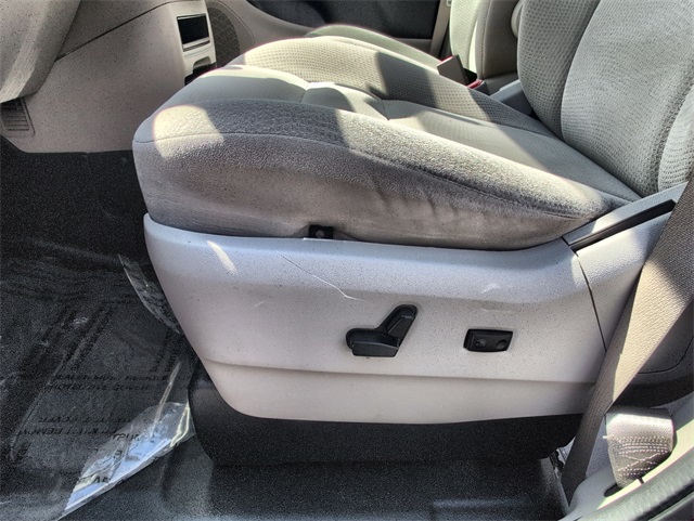 2017 Dodge Grand Caravan SE photo 12