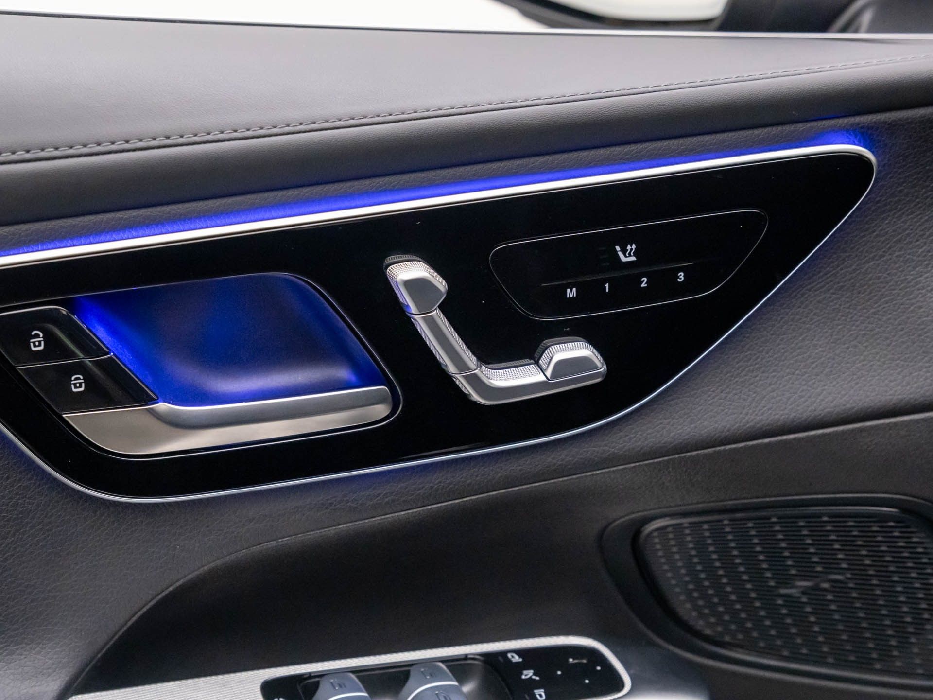 2025 Mercedes Benz GLC 300 4MATIC photo 13