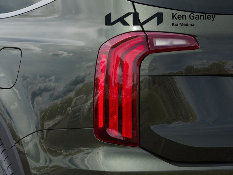 2025 Kia Telluride S photo 9