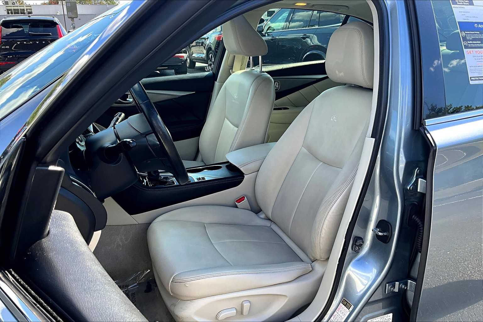 2014 Infiniti Q50 Premium photo 8