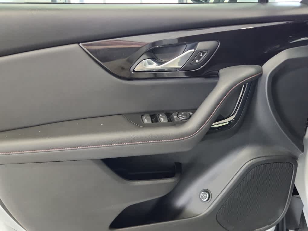 2021 Chevrolet Blazer RS photo 9