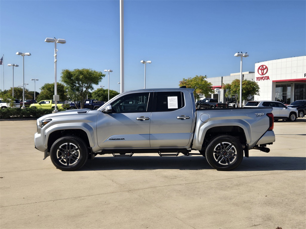 2024 Toyota Tacoma TRD Sport photo 4