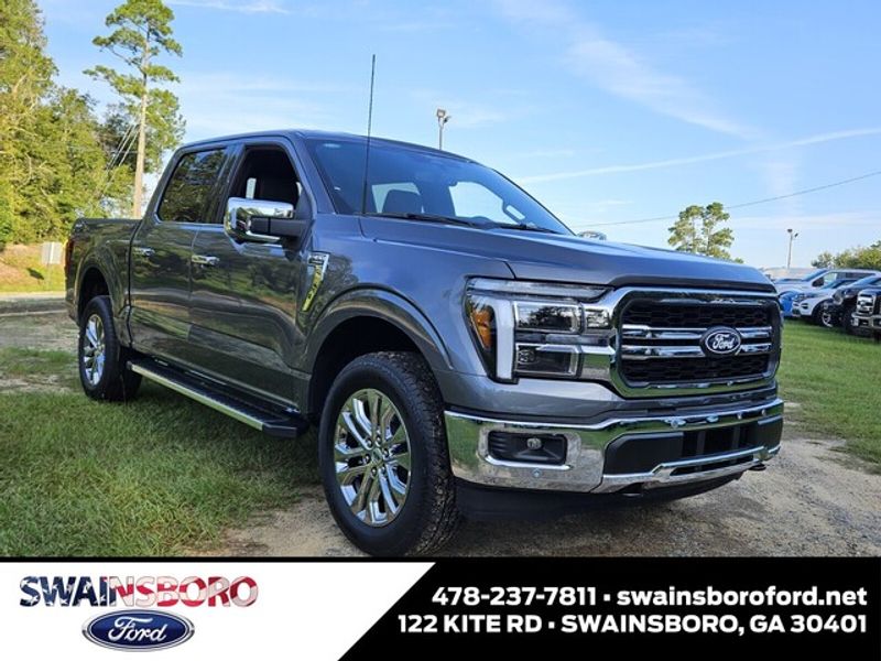 2025 Ford F-150 Lariat's photo