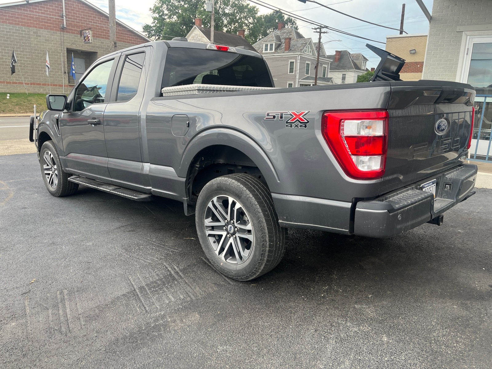 2022 Ford F-150 XL photo 4