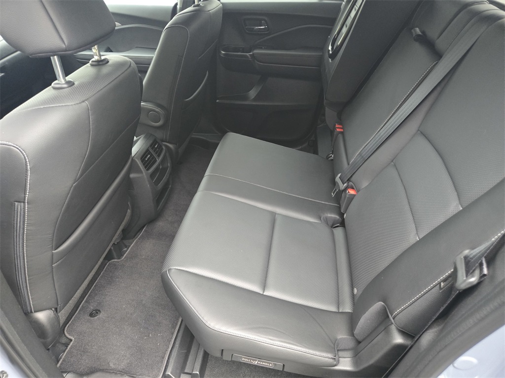 2022 Honda Ridgeline RTL photo 14