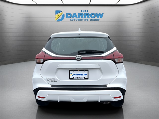 2023 Nissan Kicks S photo 4