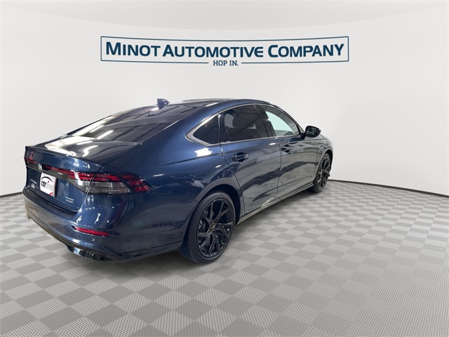 2024 Honda Accord Hybrid Touring photo 8