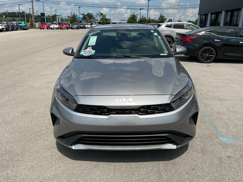 2024 Kia Forte LXS photo 2
