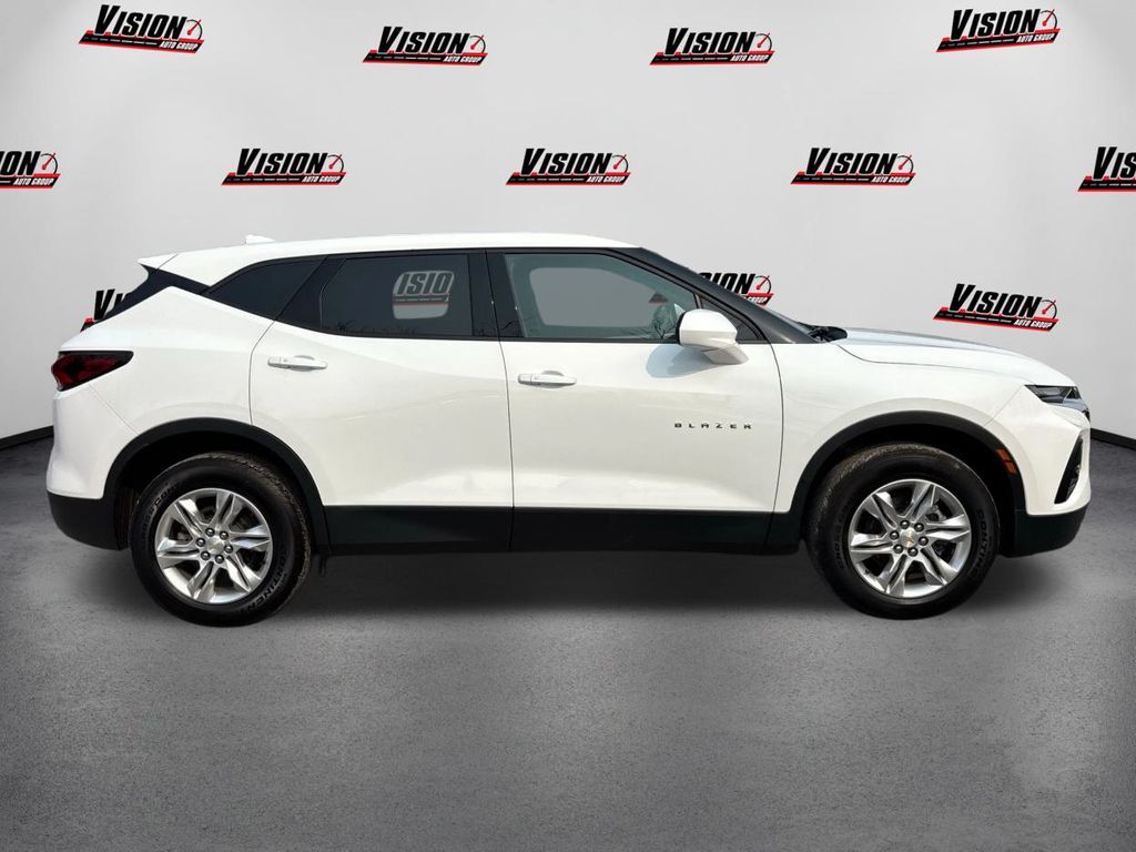 2022 Chevrolet Blazer 2LT photo 4