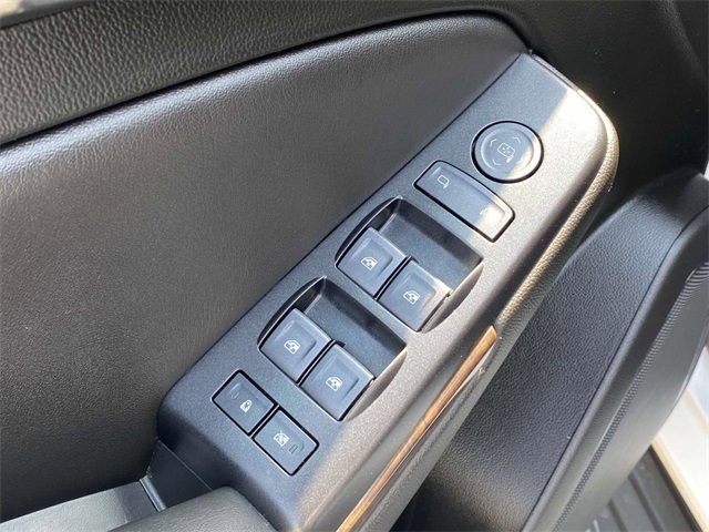 2020 Chevrolet Tahoe LS photo 16