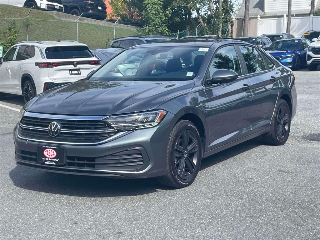 2023 Volkswagen Jetta 1.5T SE photo 3