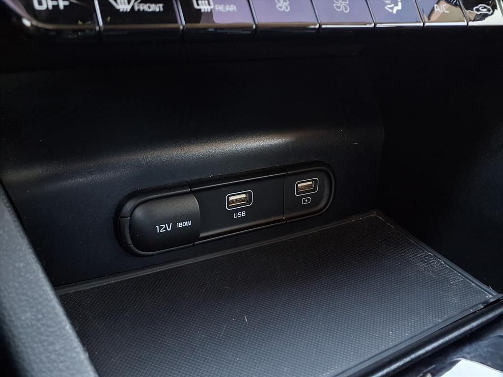 2023 Kia K5 EX photo 9