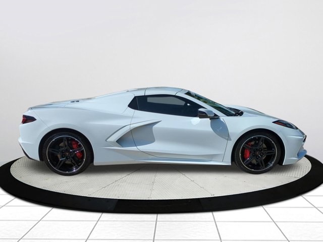 2023 Chevrolet Corvette Stingray 3LT Convertible photo 2