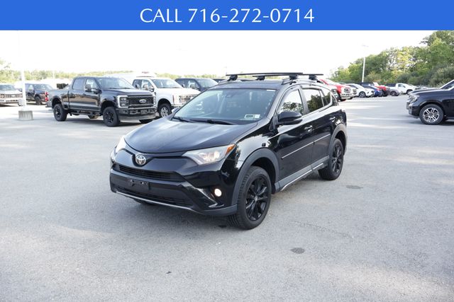 2018 Toyota RAV4 Adventure photo 3