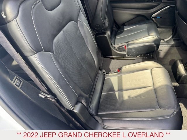 2022 Jeep Grand Cherokee Overland photo 33