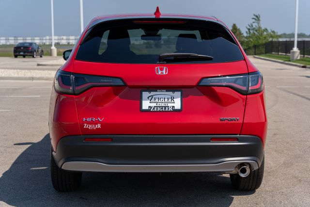 2025 Honda HR-V Sport photo 4
