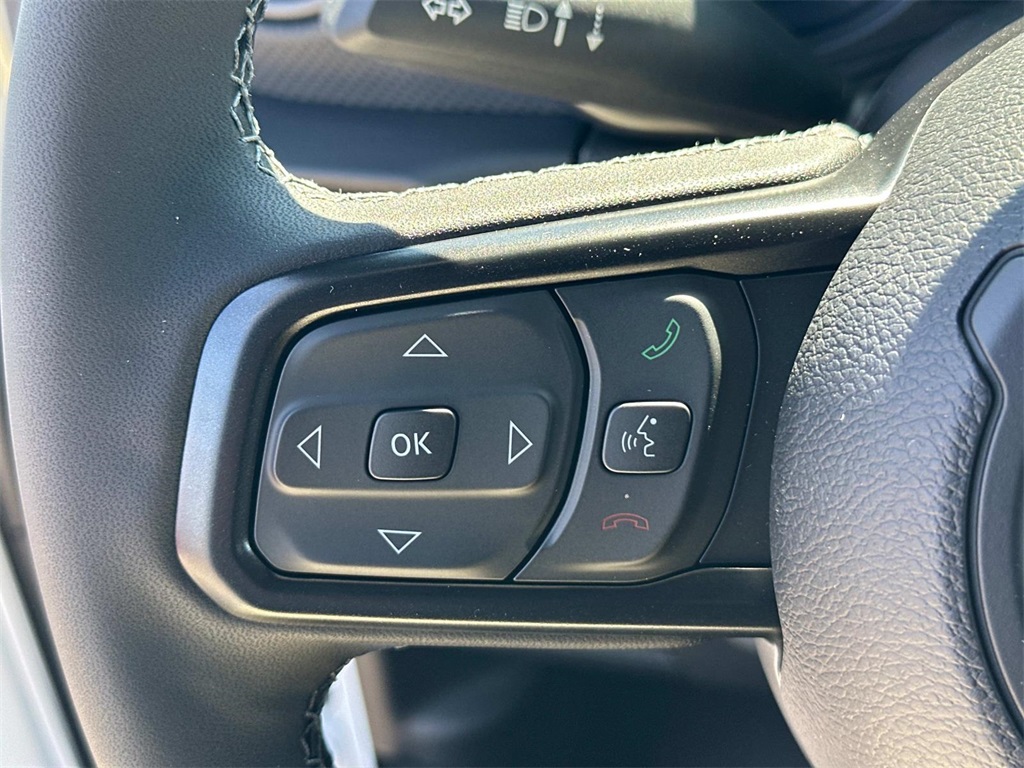 2025 Jeep Wrangler Rubicon X photo 22