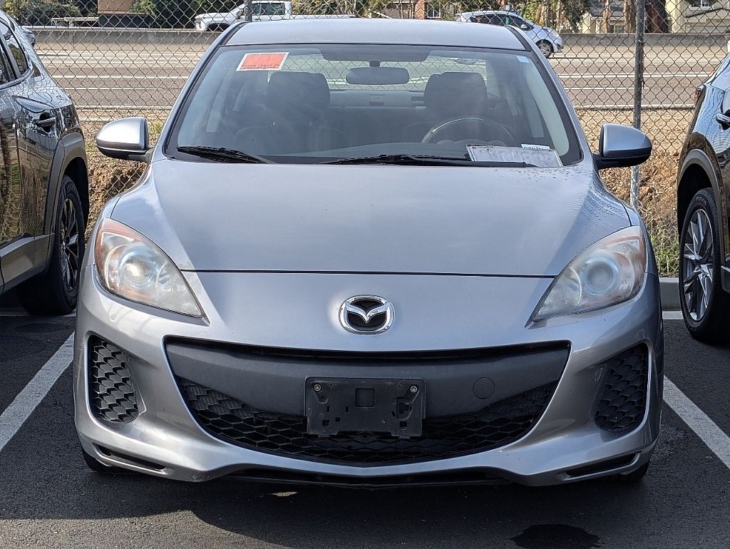 2013 Mazda Mazda3 i Sport photo 3