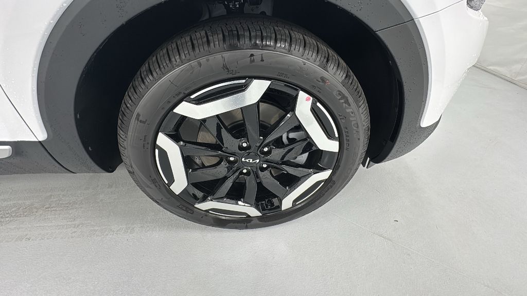 2025 Kia Telluride EX photo 9