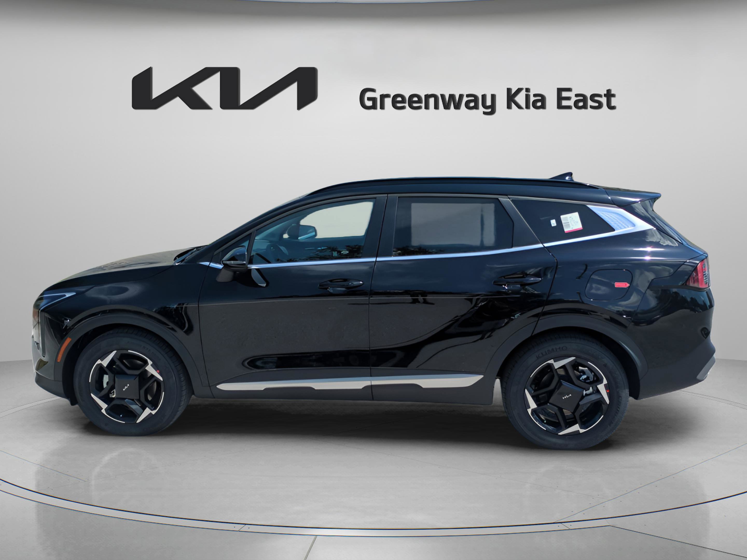 2026 Kia Sportage EX photo 4