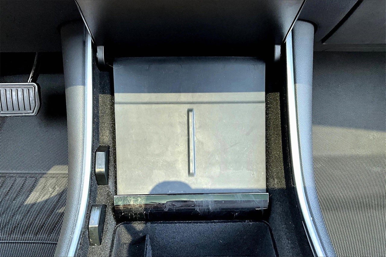 2020 Tesla Model 3 Long Range photo 15