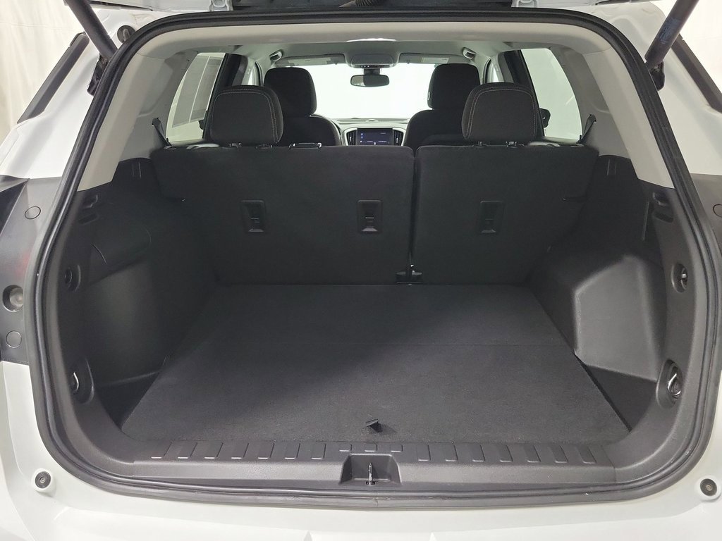 2022 Gmc Terrain SLE photo 16