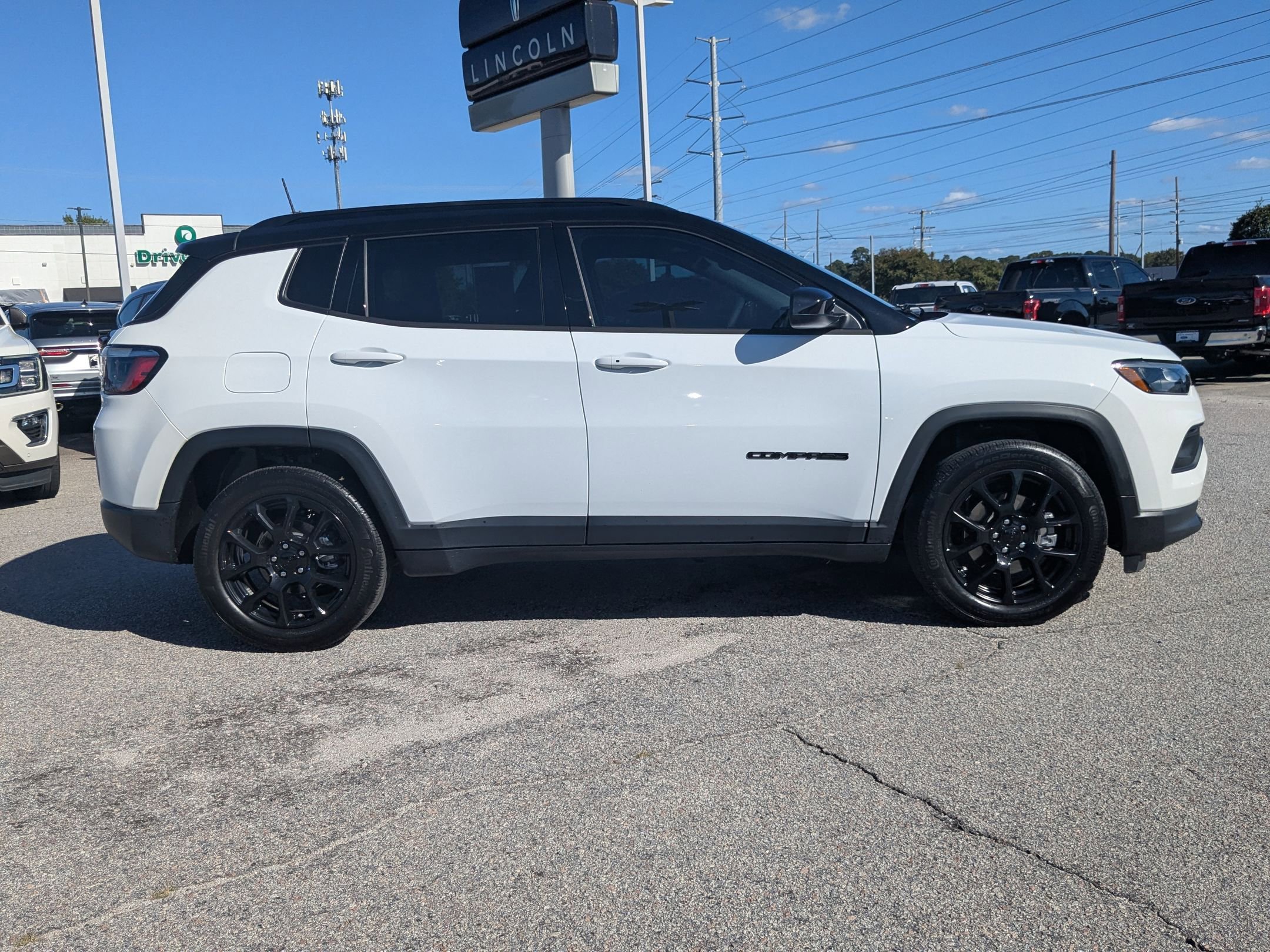 2022 Jeep Compass Altitude photo 4