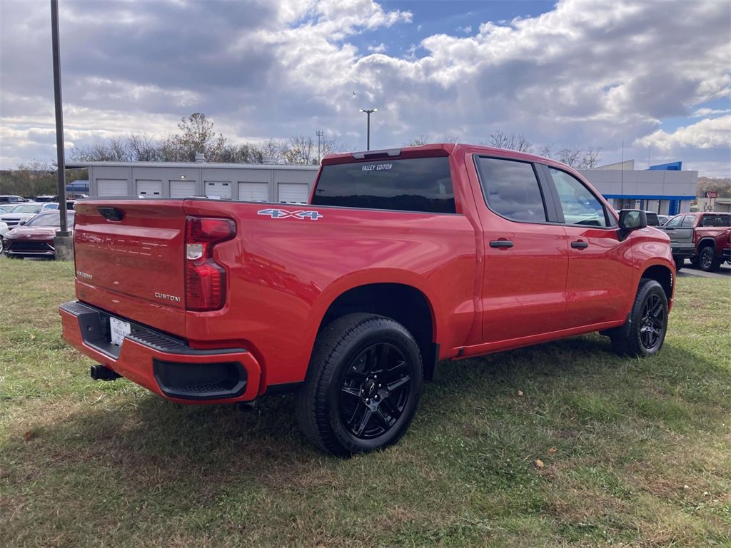 2026 Chevrolet Silverado 1500 Custom photo 3