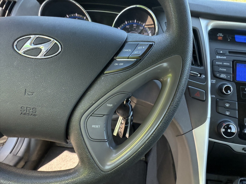 2013 Hyundai Sonata GLS photo 9