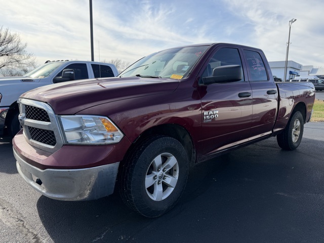 2022 Ram 1500 Classic Tradesman photo 2
