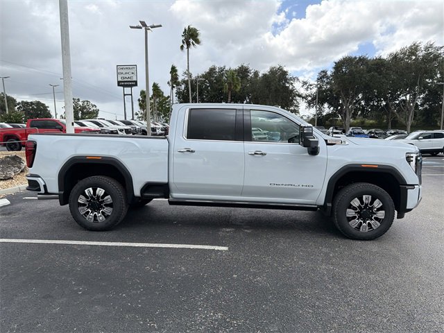 2026 Gmc Sierra HD Denali photo 2