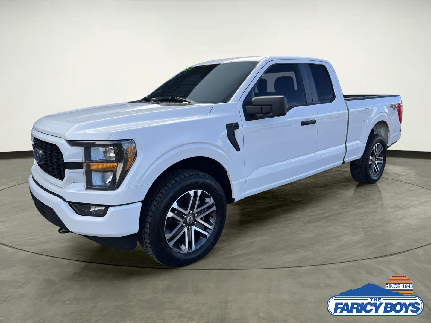 2023 Ford F-150 XL's photo