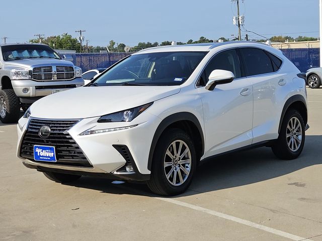 2019 Lexus NX 300 Luxury photo 4