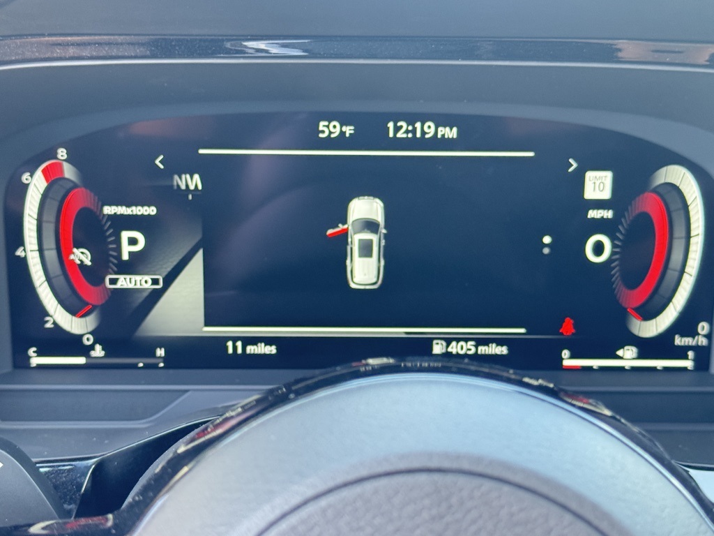 2025 Nissan Pathfinder Platinum photo 25