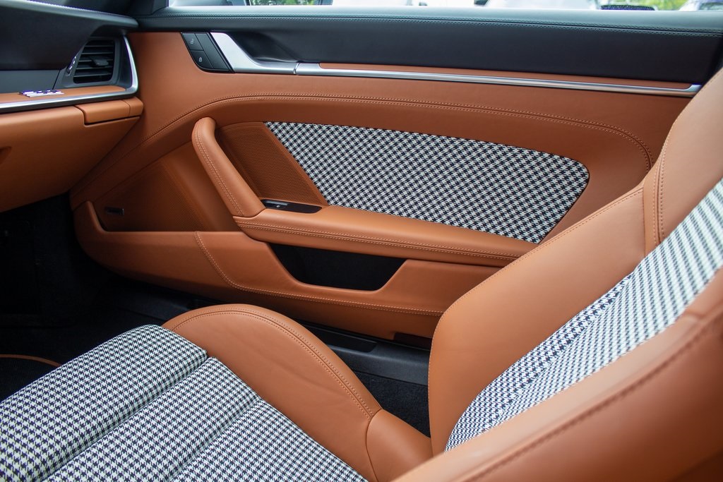 2024 Porsche 911 4S photo 17