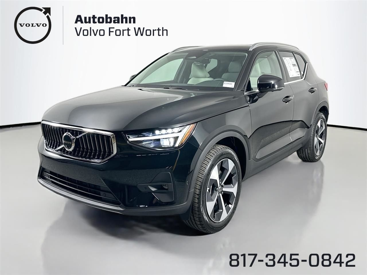 2025 Volvo XC40 Plus
