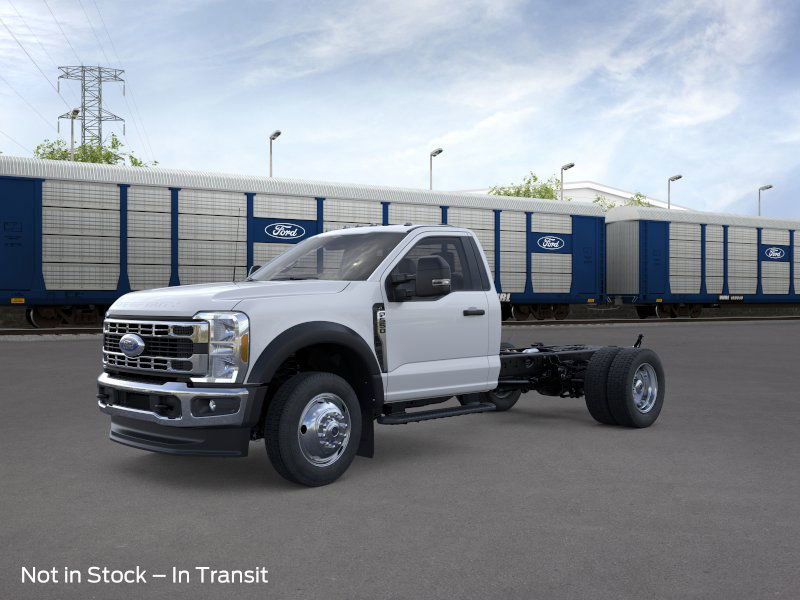 2026 Ford F-550 Super Duty Chassis Cab XL's photo