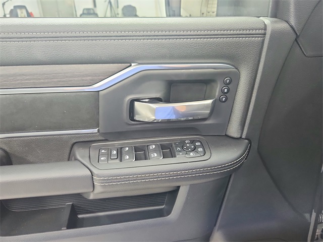 2026 Ram 3500 Laramie photo 31